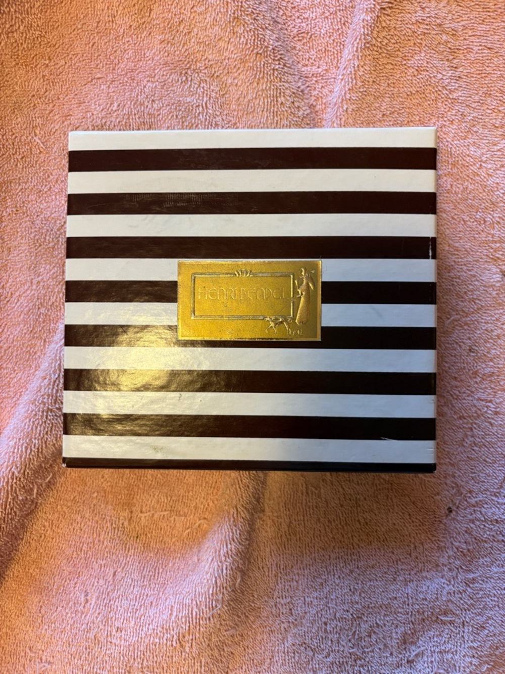 NIB Wrapped Henri Bendel Mini Soaps, Set Of 12